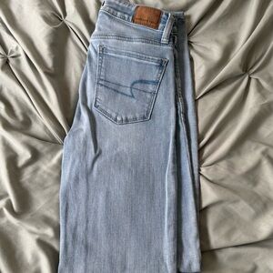 American Eagle Outfitters Light Blue Denim Jeans